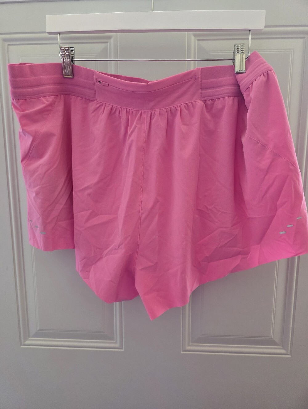 Nike Women’s Pink Running Shorts with Liner Size XXL-New With Tags - Picture 4 of 5